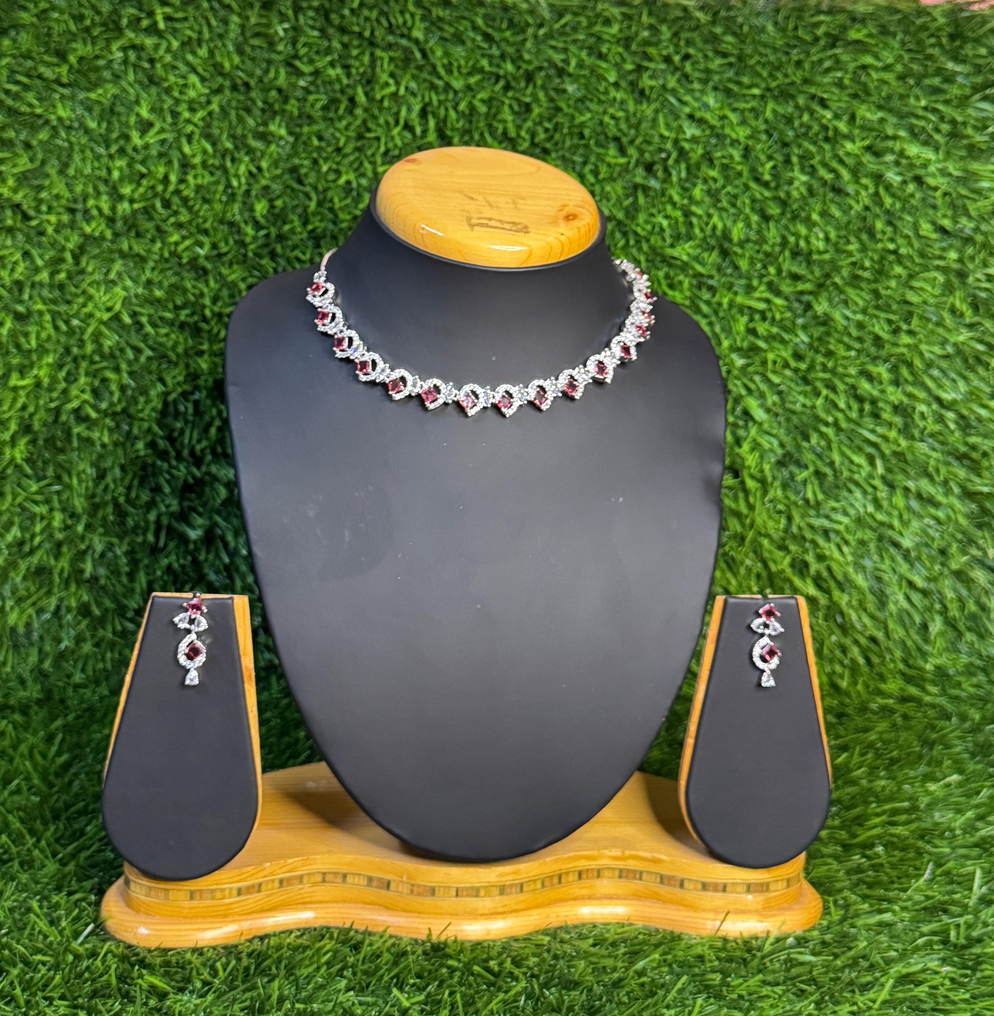 AD WHITE RUBY NECKLACE WITH EARRINGS