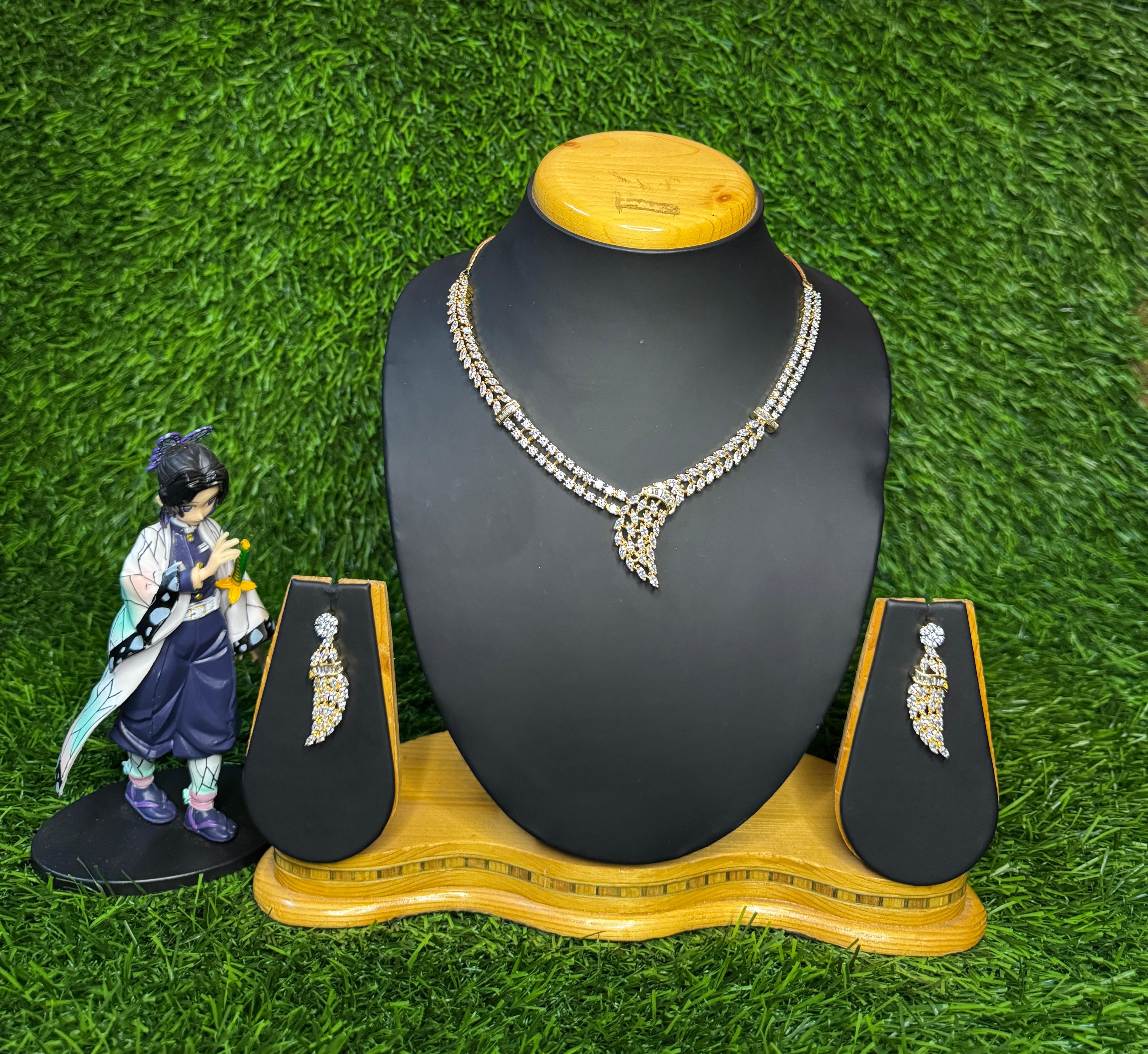 AD GOLD PLATED NECKLACE WITH EARRINGS 