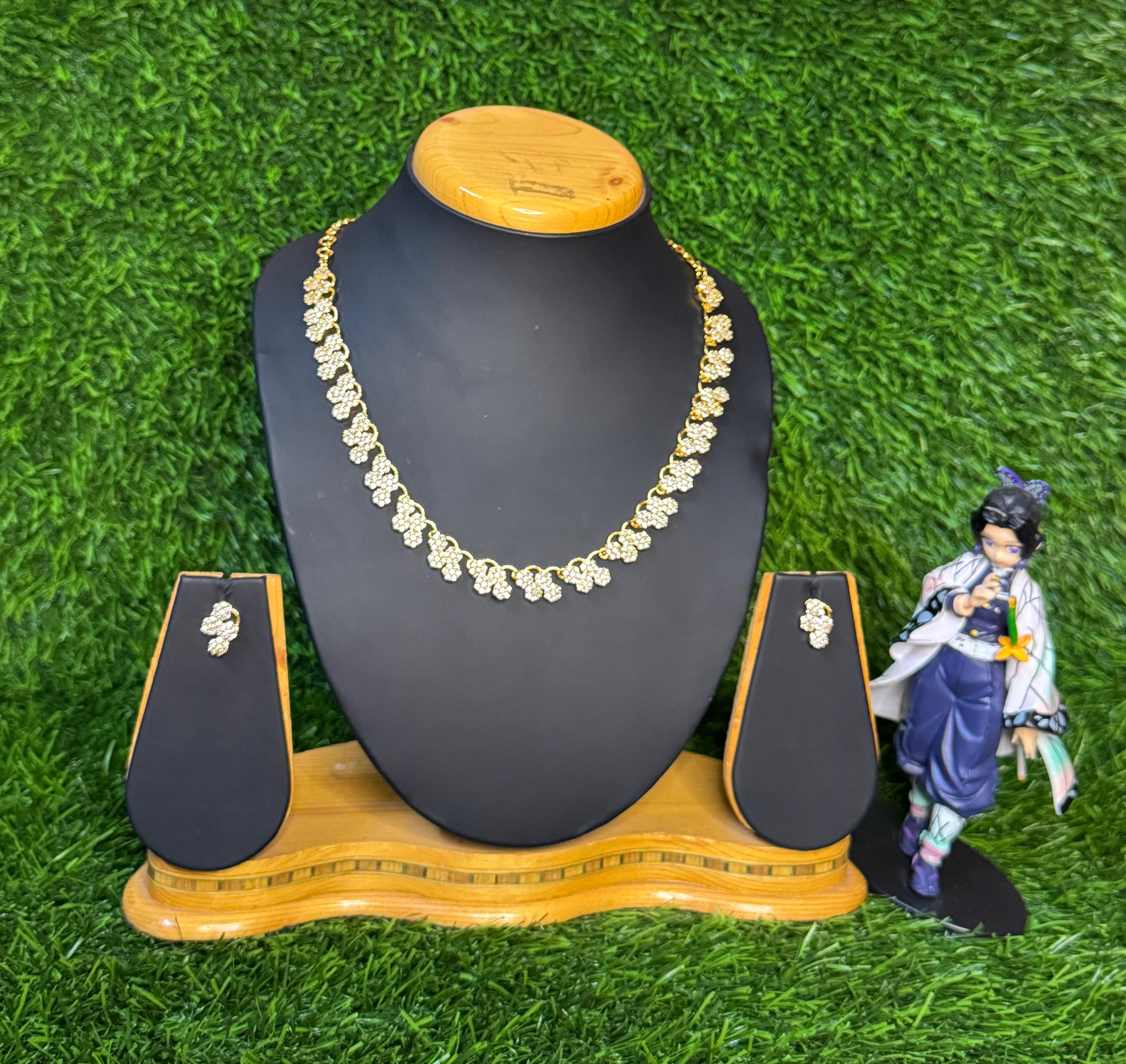 AD GOLD PLATED NECKLACE WITH EARRINGS