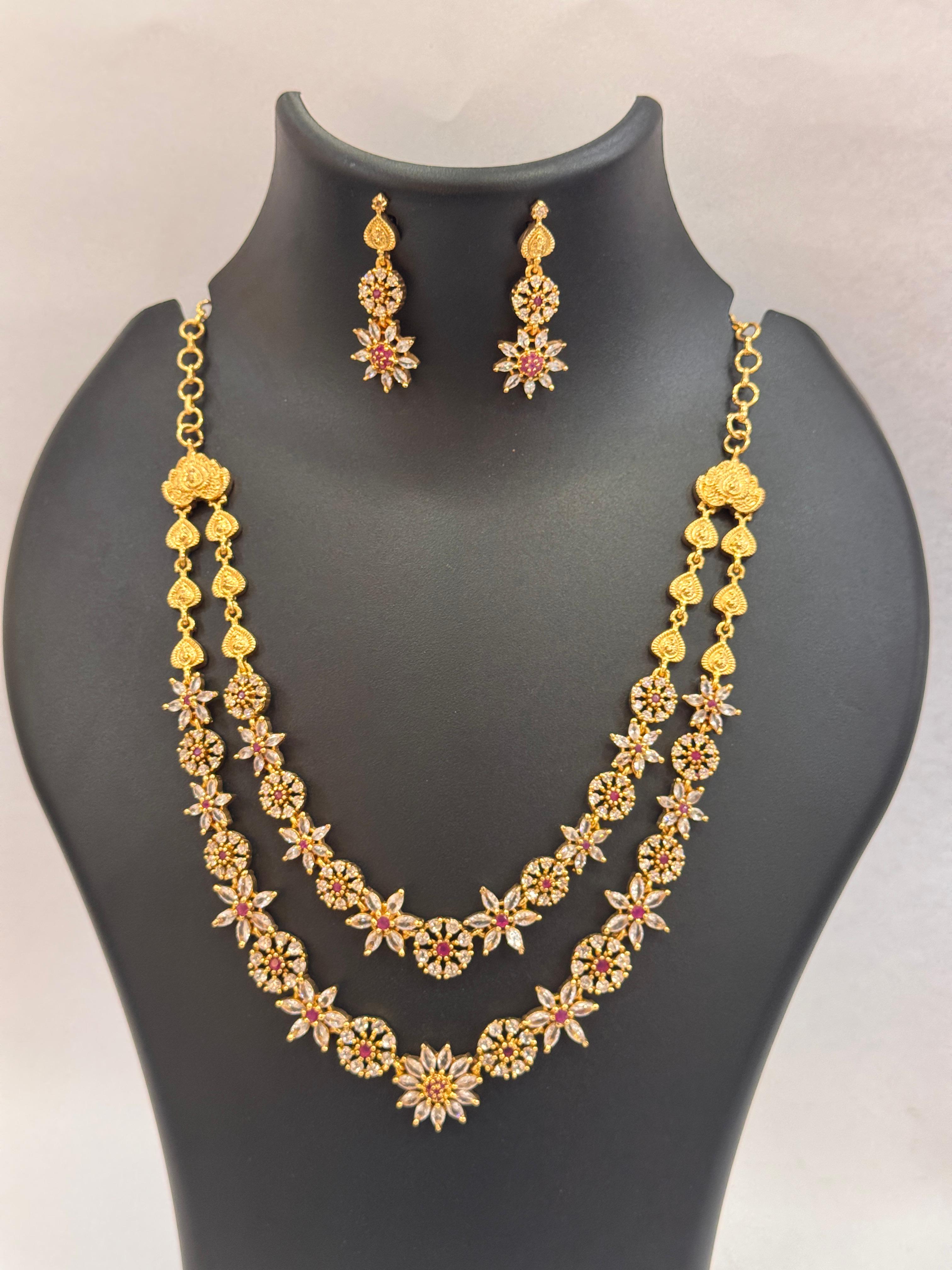 GOLD PLATED DOUBLE LAYER NECKLACE WITH EARRINGS