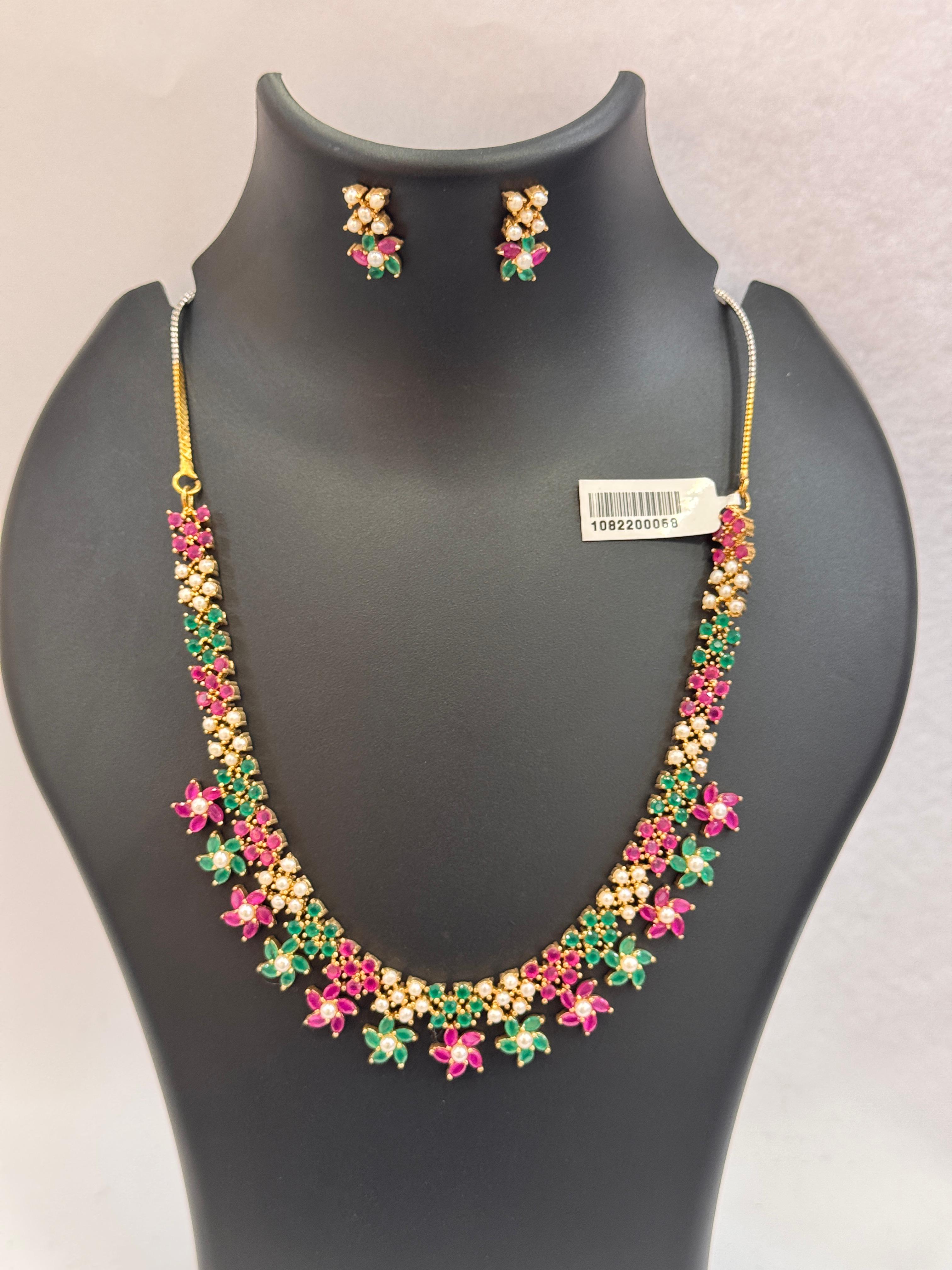 GOLD PLATED RUBY AND GREEN STONES CHOKER WITH EARRINGS